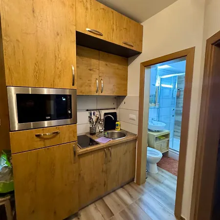 Srebrena 10 - Apartman